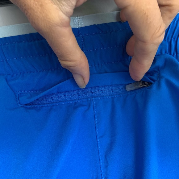 Nike blue work our shorts never worn - Picture 3 of 4